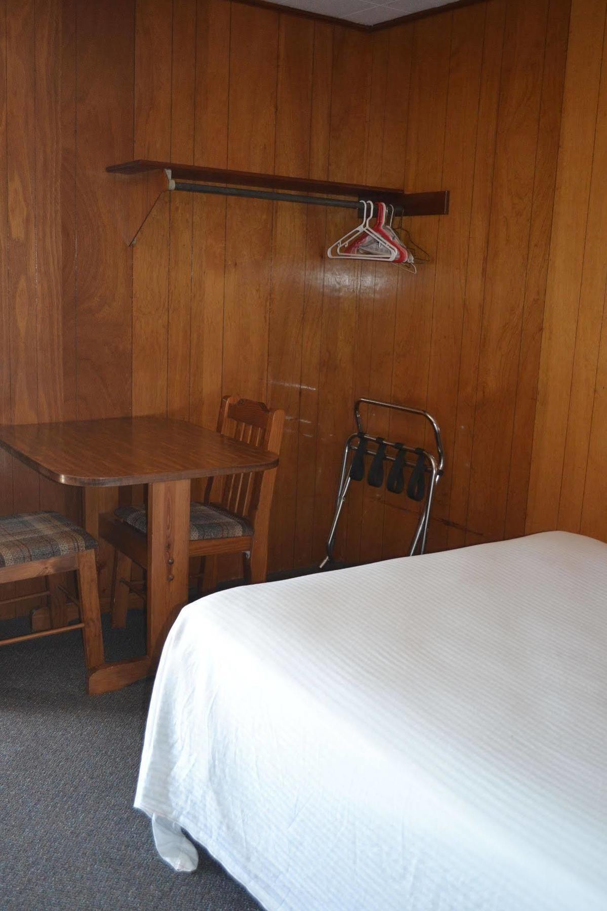 แม็คนูสัน โฮเต็ล วอซีออน Motel Wauseon ภายนอก รูปภาพ